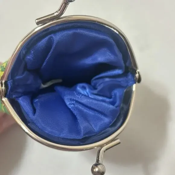 Vera Bradley Mini Kiss Kisslock Coin Change Purse Retired Pattern - Picture 2 of 4